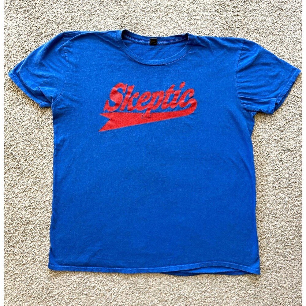 Anvil Lightweight Skeptic Graphic T-Shirt Blue Red Logo Mens XL 100% Cotton